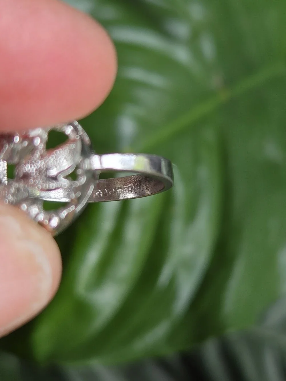 Vintage Sterling Silver Floral Ring. Size 6.5